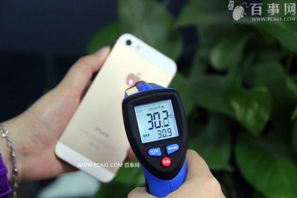 发烧级游戏手机什么意思_发烧时玩手机温度可以上升吗_手机玩游戏多少度算发热