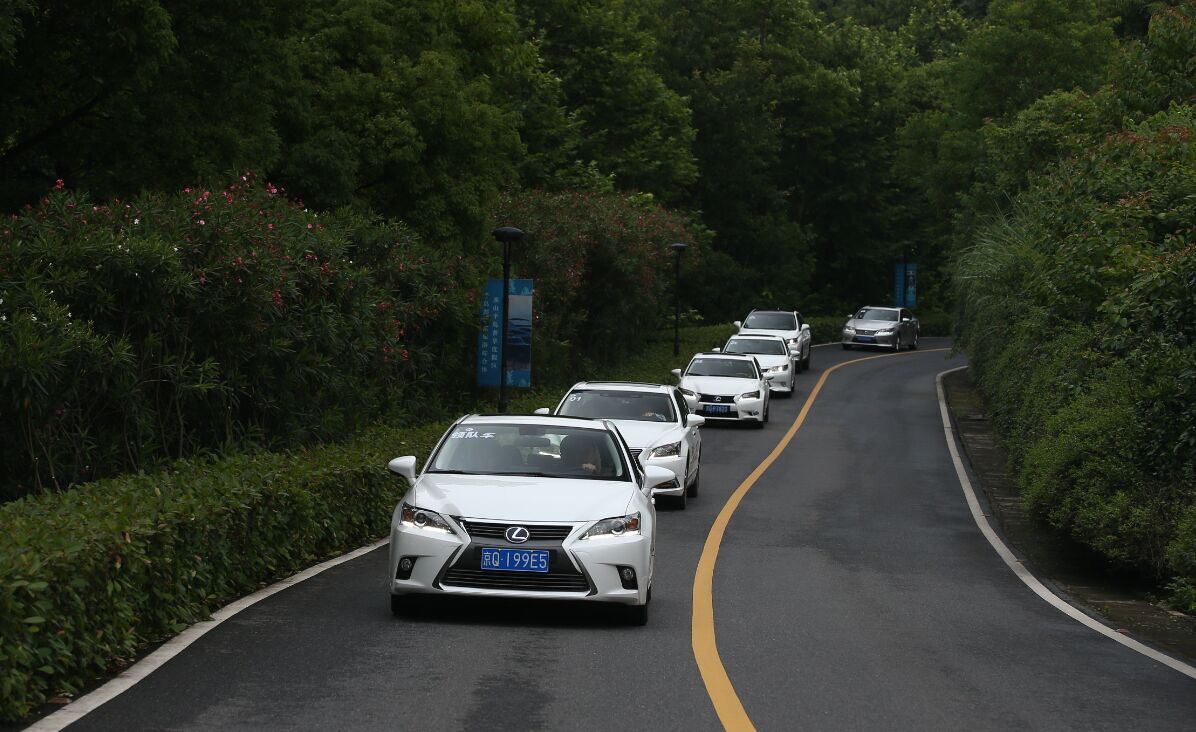 五一高速公路免费几天今年_五一高速公路免收费_五一公路高速免费今年天数