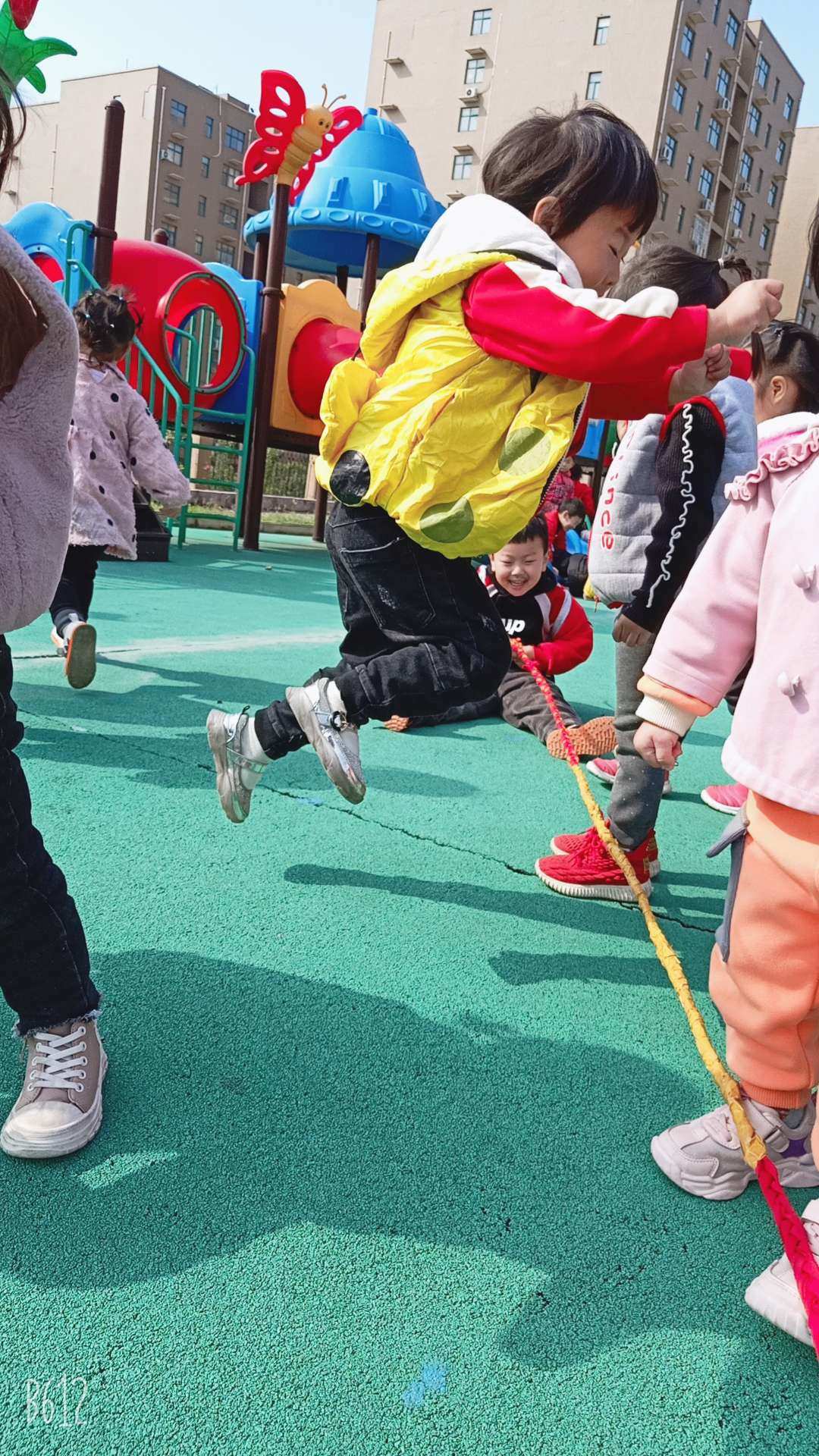 游戏拉线是什么意思_手机多人拉线游戏_拉线游戏视频教程