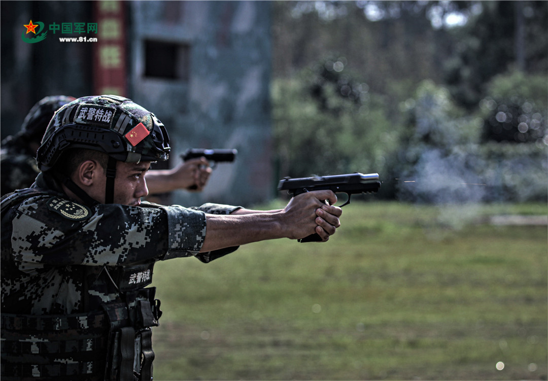 手机射击游戏联机对战_对战射击联机手机游戏推荐_对战射击联机手机游戏有哪些