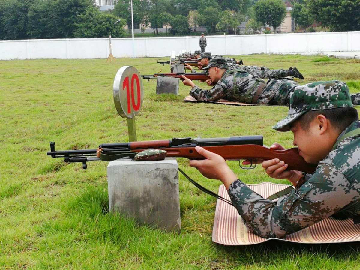 游戏射击手机里能玩吗_射击游戏里的手机游戏_游戏射击手机里怎么玩