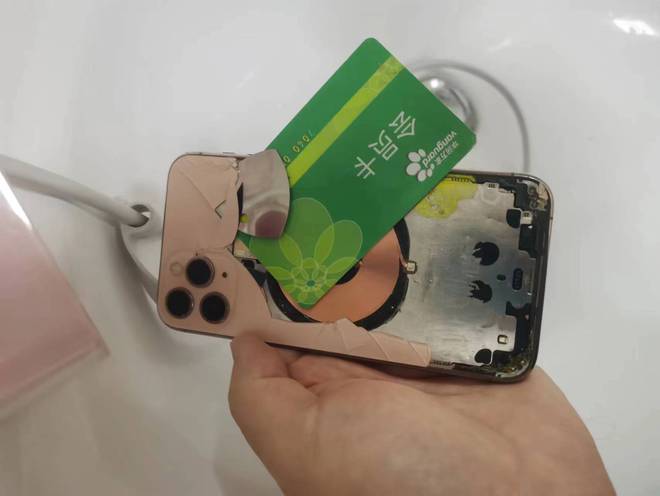 雕刻苹果手机游戏叫什么_苹果雕刻视频教学_苹果手机游戏雕刻