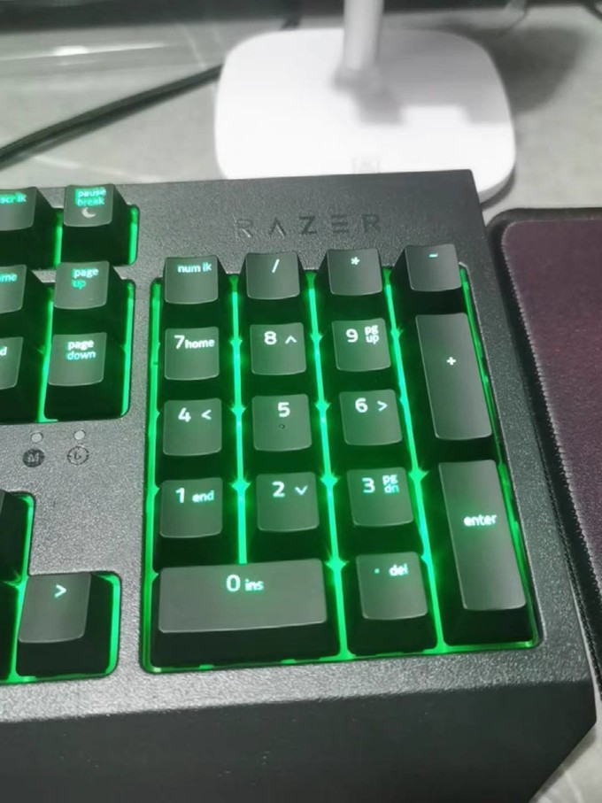 键盘买适合手机游戏的软件_手机适合买游戏键盘吗_哪种键盘玩游戏手感好