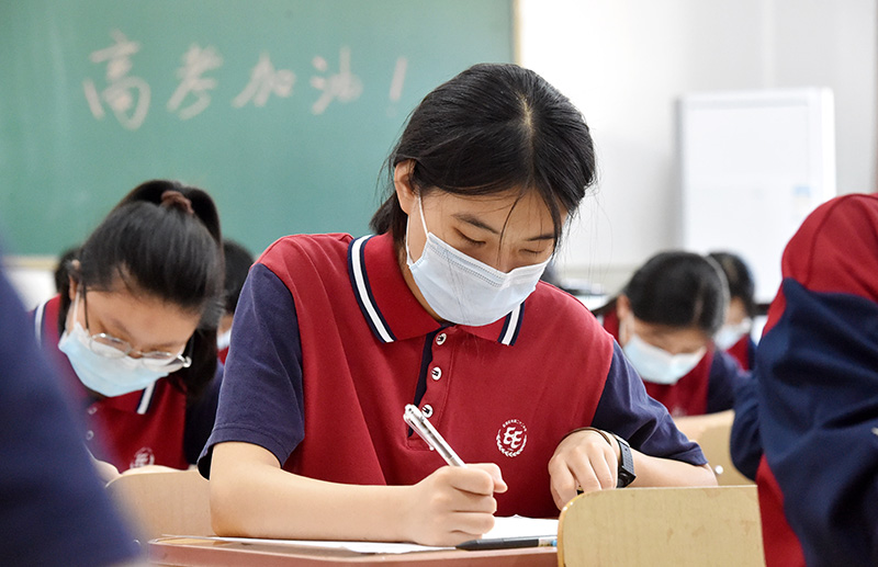 中国恢复高考是多少什么年代_中国恢复高考_中国恢复高考制度