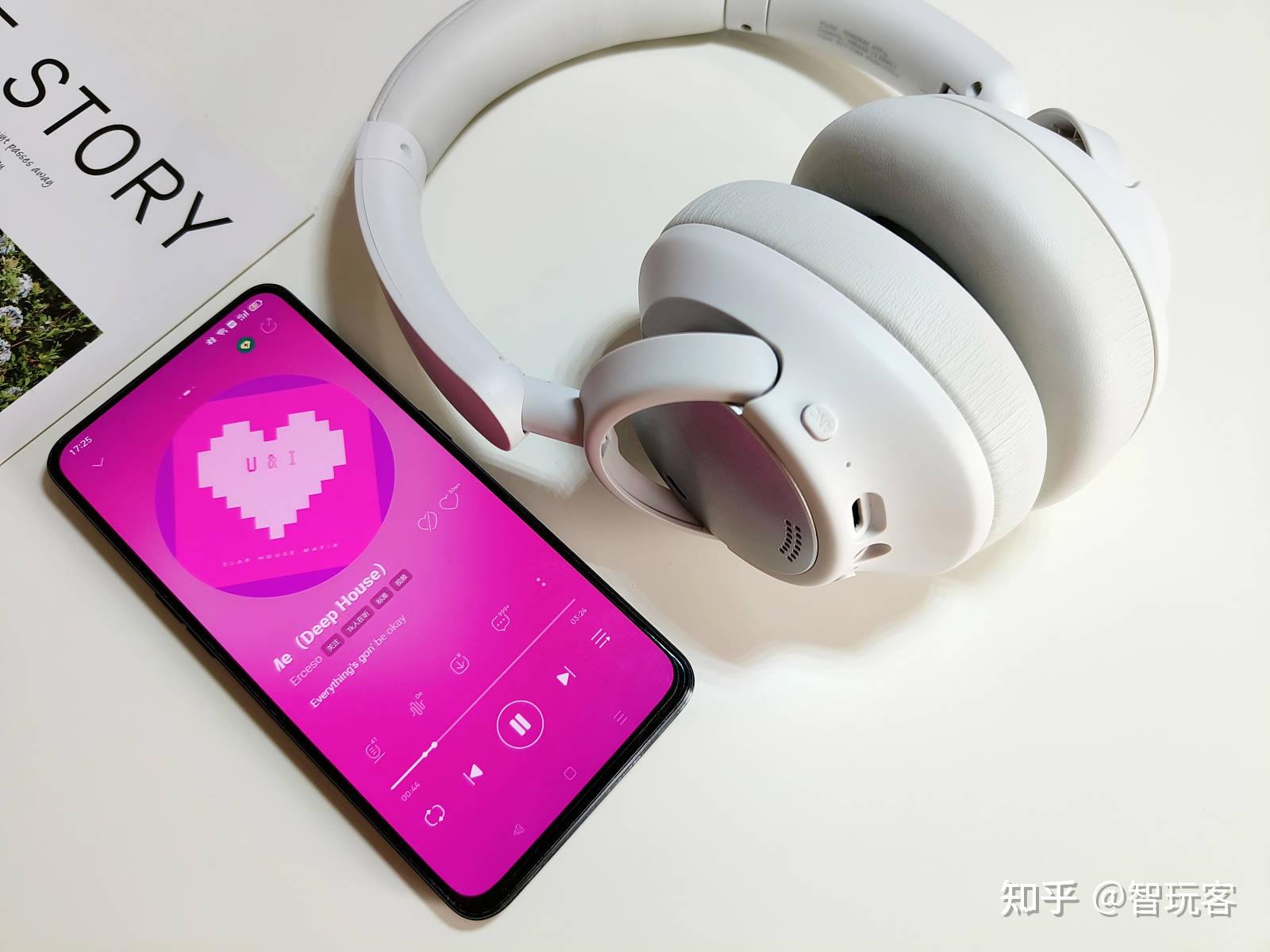 戴耳机玩的手机游戏_下载手机游戏耳机_音乐耳机玩游戏