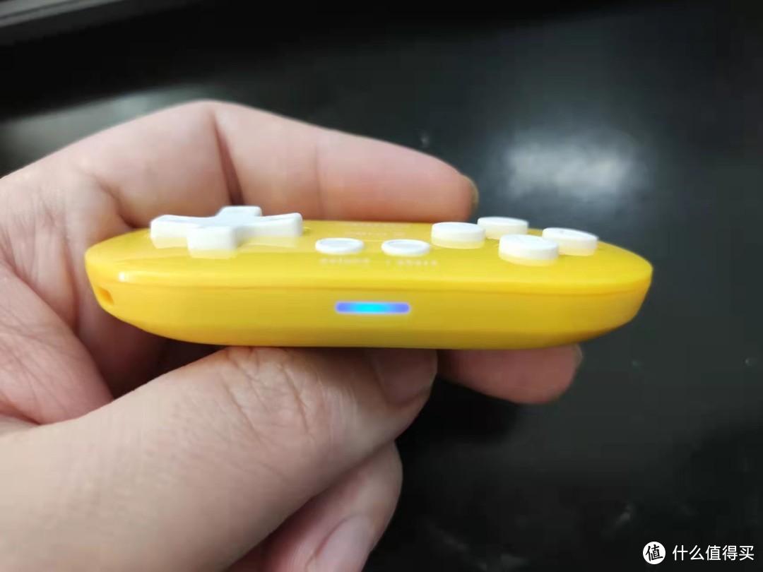 无蓝牙游戏手柄连苹果手机_iphone蓝牙手柄的游戏_蓝牙手柄苹果无手机游戏怎么用